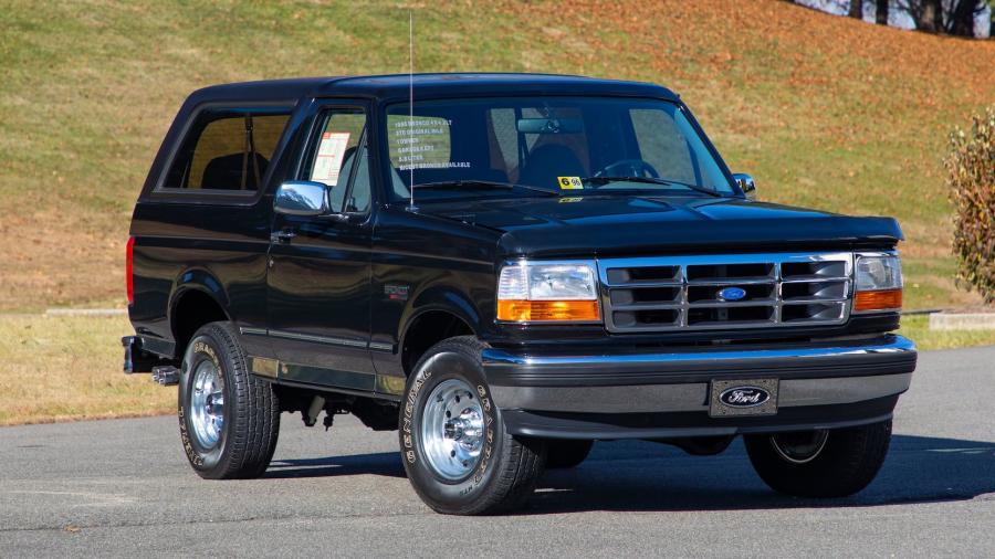  Ford Bronco XLT (U15) 1995 года  (фото 1 из 20)